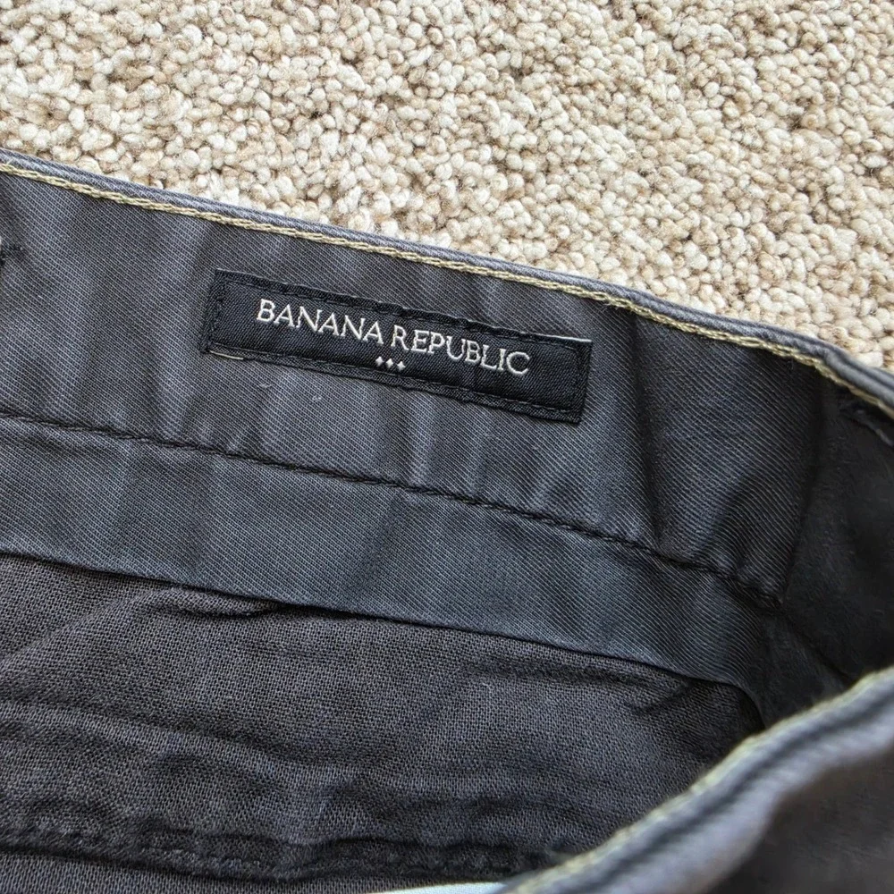 Banana Republic Lived-In Chino Pants Mens 33x32 Gray Skinny Fit Stretch Casual